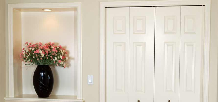 residential closet door repair in Lakeside
